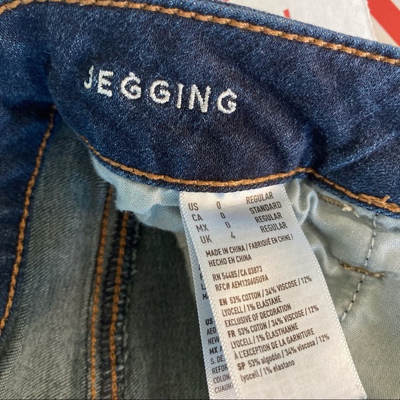{ AEO } Dark Wash Super Stretch Skinny Jeggings Jeans - Picture 10 of 11